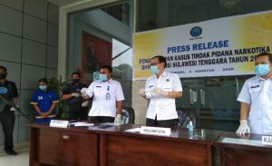 Pemuda Pengedar Narkoba  Ditangkap BNN Sultra di Kendari