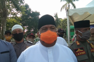 Gubernur Sultra Ali Mazi  : Calon Haji Sultra yang Gagal Berangkat Agar Bersabar dan Berdoa