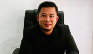 Masyarakat Kolut Lebih Puas Dipimpin  Rusda Mahmud daripada Nur Rahman Umar