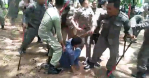 Demo di Bapenda Sultra, Mahasiswa Dikeroyok Pol PP