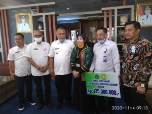 Bupati Konawe Kerry Saipul Konggoasa : Bantuan Beasiswa 125 Juta Ini Murni untuk Pengembangan SDM