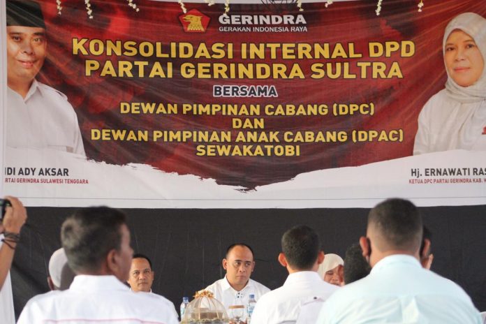 Hidupkan Seluruh Perangkat Politik, Ketua DPD Gerindra Sultra Berkunjung ke Wakatobi