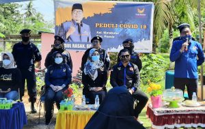 Peduli Covid, Abdul Razak, ASR, ASLI dan Gempar  Kembali Menyalurkan Ribuan Paket Sembako di Kota Kendari
