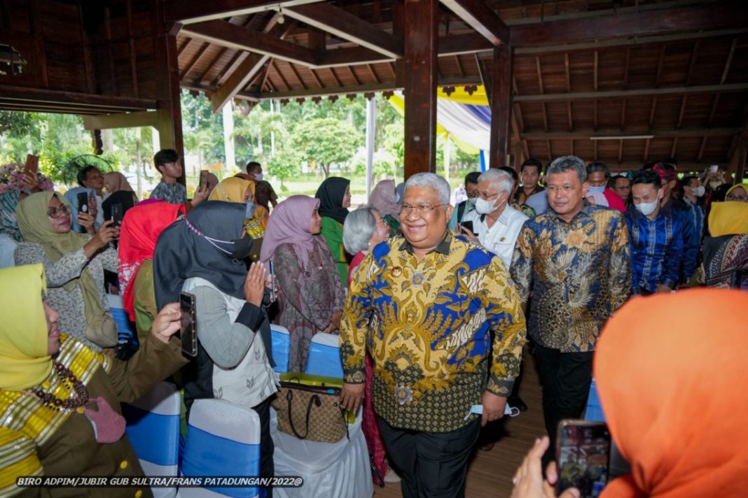 Gubernur Ali Mazi Launching Revitalisasi Anjungan Sulawesi Tenggara Di ...