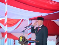 Gubernur Sultra Memimpin Upacara Peringatan Sumpah Pemuda ke 97 di Halaman Kantor Gubernur Sultra,  Andi  Sumangerukka : Jangan Takut Bermimpi Besar, Jangan Takut Gagal. Kalian Bukan Pelengkap Sejarah, Kalian Adalah Penentu Sejarah